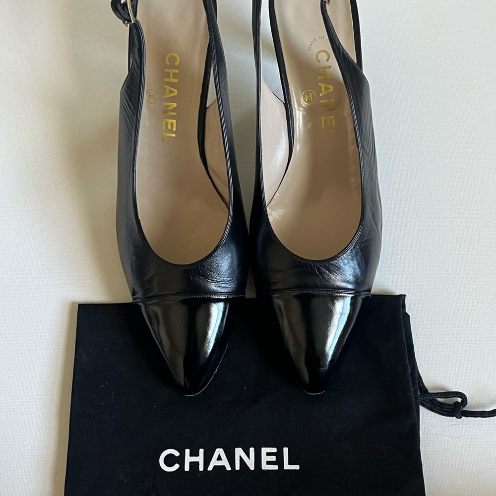 Authentic Chanel slingback shoes with bag size 9 in black.